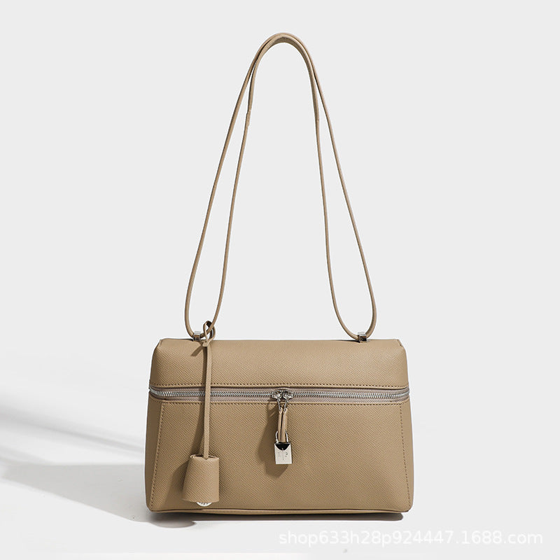 Retro New High-grade Portable Shoulder Bag