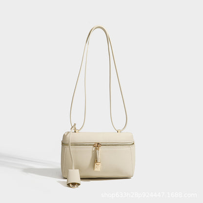 Retro New High-grade Portable Shoulder Bag